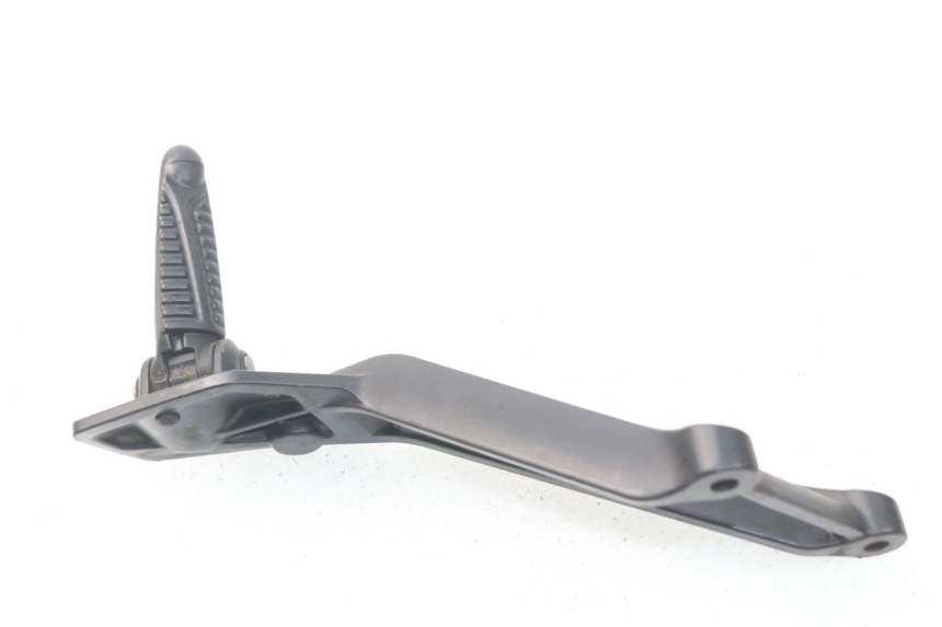 photo de FUSSRASTEN HALTEPLATTEN HINTEN LINKS MV AGUSTA BRUTALE R WALLY 910 (2008 - 2008) - Details der Befestigungspunkte