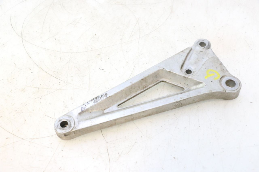 photo de FUSSRASTEN HALTEPLATTEN HINTEN LINKS HONDA CB TWO FIFTY 250 (1991 - 2002) - Alternative Perspektive