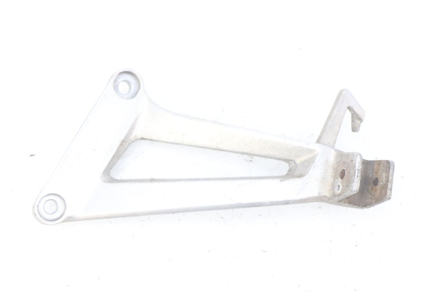 photo de FUSSRASTEN HALTEPLATTEN HINTEN LINKS HONDA CBR R 125 (2003 - 2006) - Hauptansicht