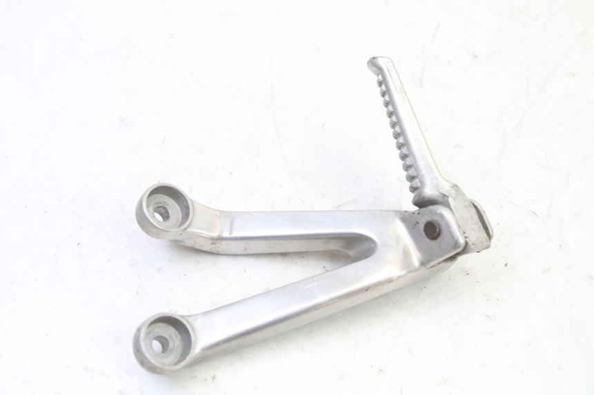 photo de FUSSRASTEN HALTEPLATTEN HINTEN LINKS HONDA CBR RR FIREBLADE 900 (1992 - 1994) - Zoom auf Gebrauchszustand