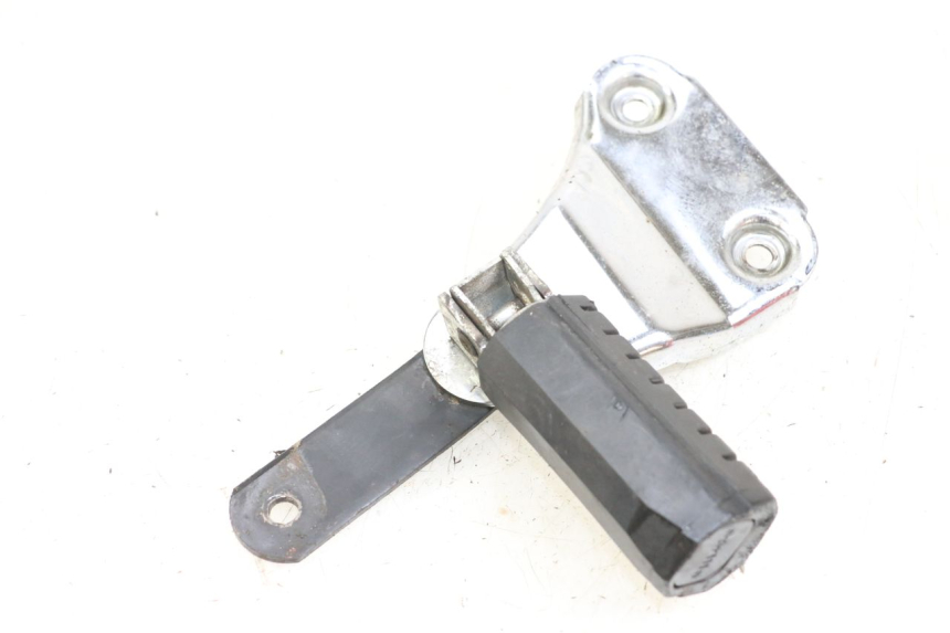 photo de FUSSRASTEN HALTEPLATTEN HINTEN LINKS APRILIA CLASSIC 125 (1995 - 2001) - Alternative Perspektive