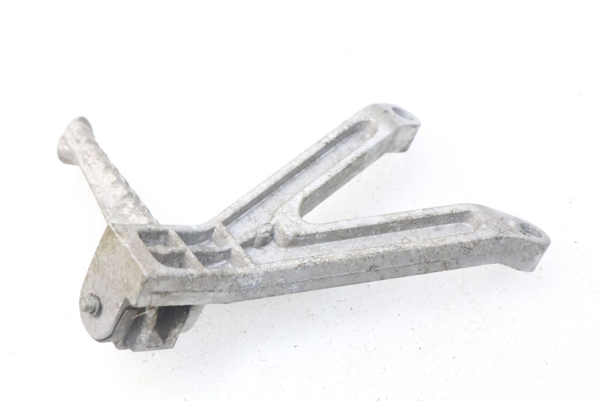 photo de FUSSRASTEN HALTEPLATTEN HINTEN LINKS HYOSUNG COMET GTR 125 (2007 - 2014) - Details der Befestigungspunkte