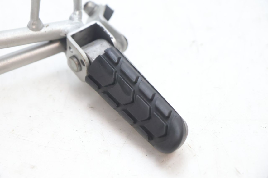 photo de FUSSRASTEN HALTEPLATTEN HINTEN LINKS HM HONDA CRM DERAPAGE RR 50 (2006 - 2017) - Detailansicht des Bauteils