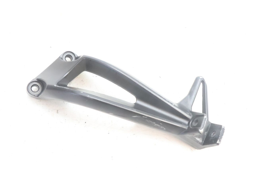 photo de FUSSRASTEN HALTEPLATTEN HINTEN LINKS YAMAHA FZ8 800 (2010 - 2016) - Hauptansicht