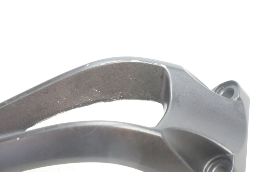 photo de FUSSRASTEN HALTEPLATTEN HINTEN LINKS YAMAHA FZ8 800 (2010 - 2016) - Oberflächenzustand und Material