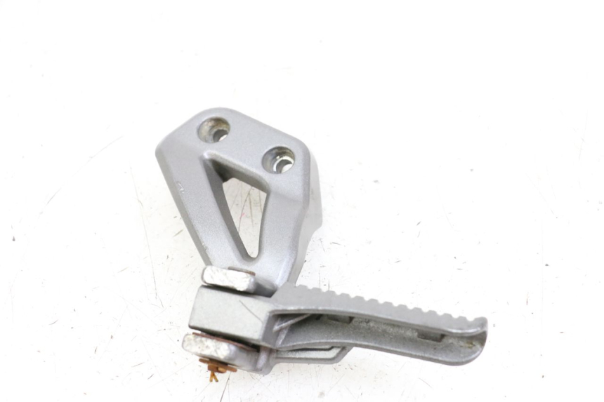 photo de FUSSRASTEN HALTEPLATTEN HINTEN LINKS NECO GPX LC 2T 50 (2014 - 2018) - Detailansicht des Bauteils