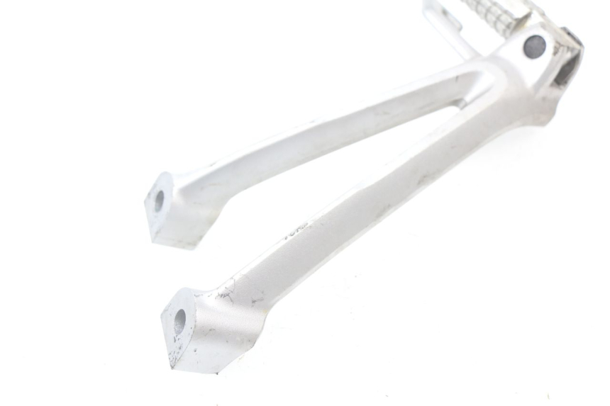 photo de FUSSRASTEN HALTEPLATTEN HINTEN LINKS SUZUKI GSX-R GSXR 600 (2008 - 2010) - Zoom auf Gebrauchszustand