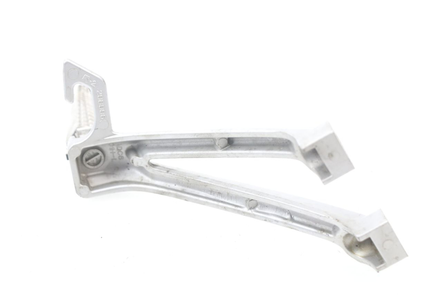 photo de FUSSRASTEN HALTEPLATTEN HINTEN LINKS SUZUKI GSX-R GSXR 600 (2008 - 2010) - Details der Befestigungspunkte