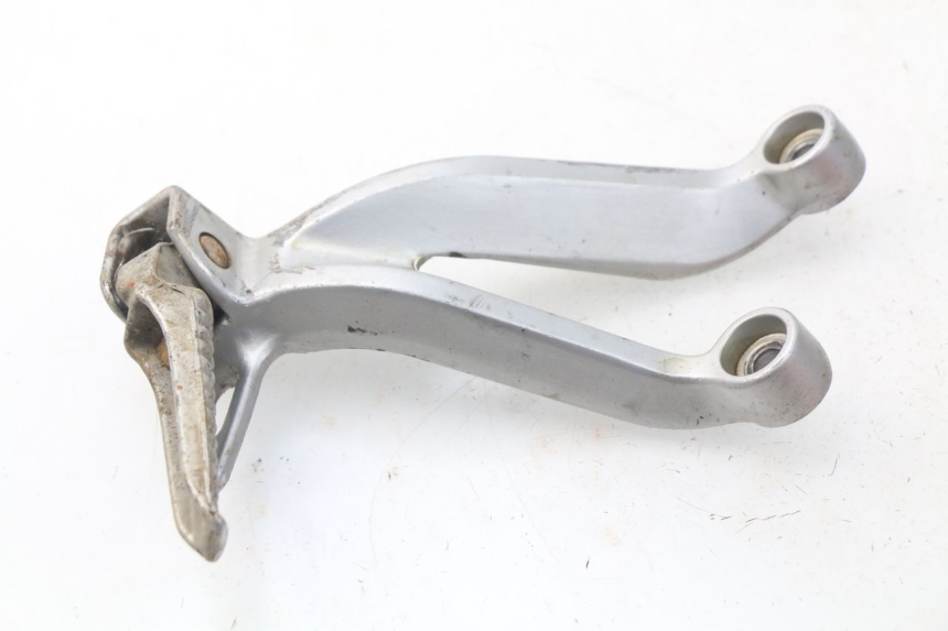 photo de FUSSRASTEN HALTEPLATTEN HINTEN LINKS SUZUKI GSX-R GSXR 600 (2001 - 2003) - Details der Befestigungspunkte