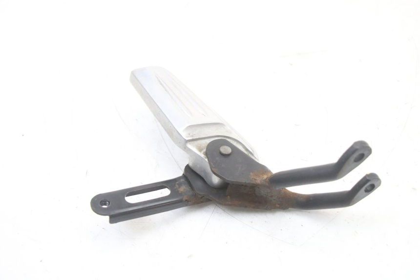 photo de FUSSRASTEN HALTEPLATTEN HINTEN LINKS HONDA PCX (JF57/JF64) 125 (2014 - 2018) - Zoom auf Gebrauchszustand