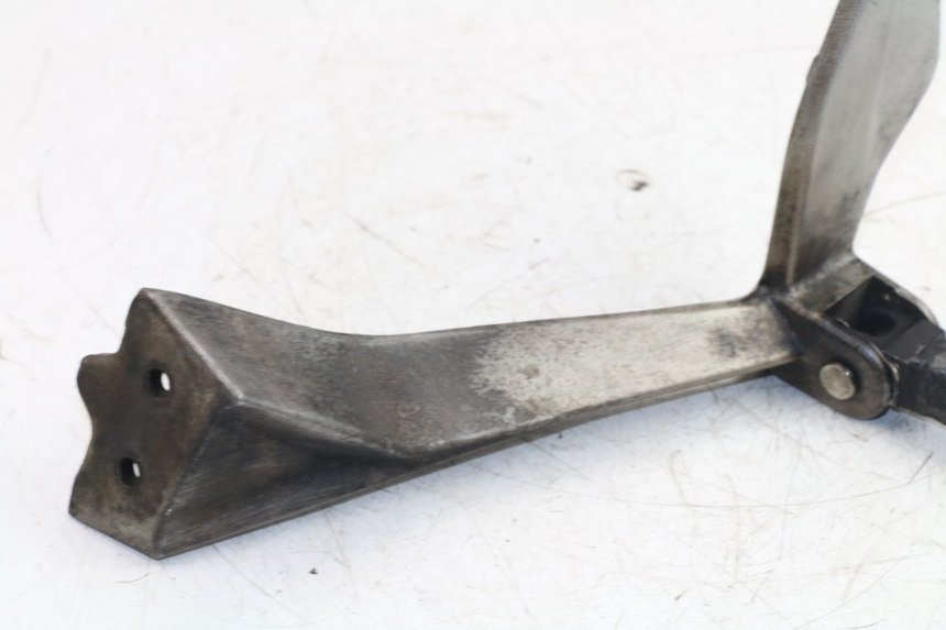 photo de FUSSRASTEN HALTEPLATTEN HINTEN LINKS KTM DUKE 390 (2013 - 2017) - Zoom auf Gebrauchszustand