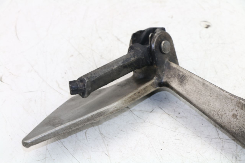 photo de FUSSRASTEN HALTEPLATTEN HINTEN LINKS KTM DUKE 390 (2013 - 2017) - Oberflächenzustand und Material