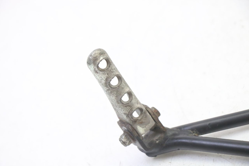 photo de LINKS HINTERE FUßRASTENHALTERUNG RIEJU MRT 50 (2018 - 2021) - Detailansicht des Bauteils