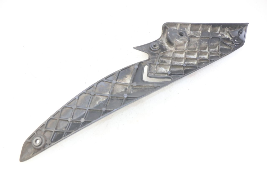 photo de HALTERUNG FüR LINKEN HINTEREN FUßRASTEN GILERA NEXUS 125 (2007 - 2009) - Alternative Perspektive