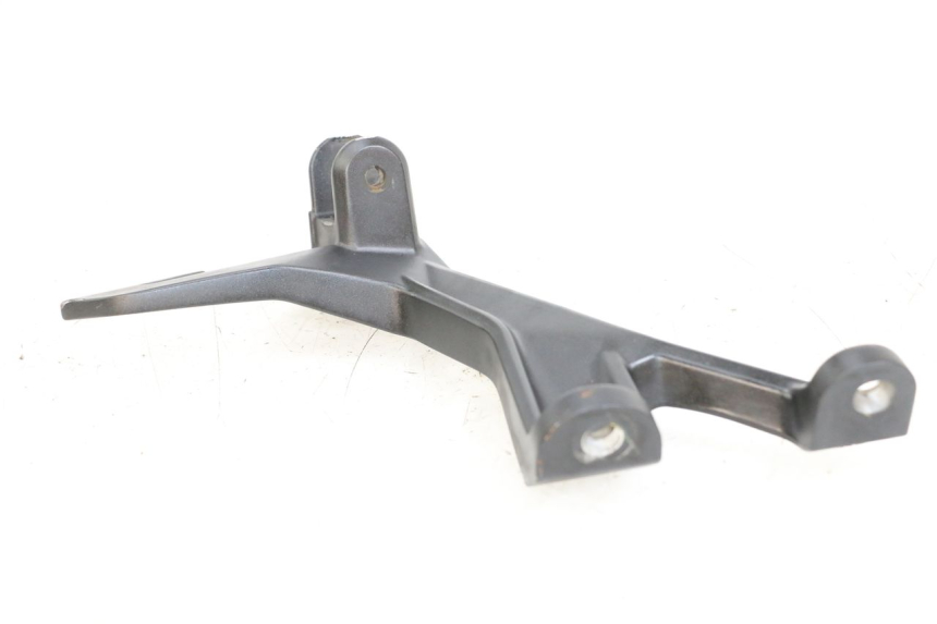 photo de FUSSRASTEN HALTEPLATTEN HINTEN LINKS KAWASAKI NINJA 400 (2018 - 2023) - Alternative Perspektive