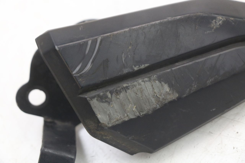 photo de FUSSRASTEN HALTEPLATTEN HINTEN LINKS PEUGEOT BELVILLE 125 (2017 - 2021) - Detailansicht des Bauteils