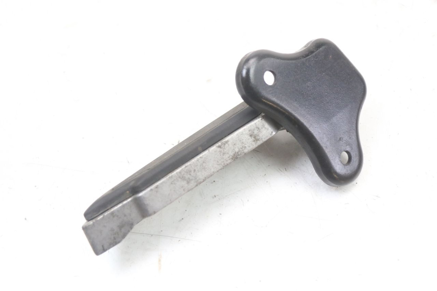 photo de FUSSRASTEN HALTEPLATTEN HINTEN LINKS PEUGEOT DJANGO 125 (2014 - 2017) - Alternative Perspektive