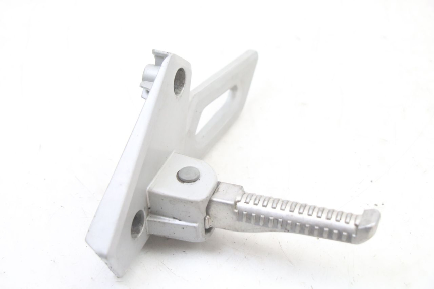 photo de FUSSRASTEN HALTEPLATTEN HINTEN LINKS PEUGEOT SPEEDFIGHT 3 LC 2T 50 (2009 - 2015) - Detailansicht des Bauteils