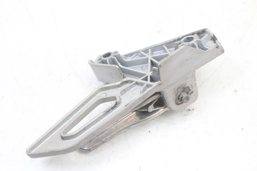 photo de FUSSRASTEN HALTEPLATTEN HINTEN LINKS PEUGEOT SPEEDFIGHT 3 LC 2T 50 (2009 - 2015) - Details der Befestigungspunkte