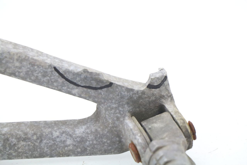 photo de FUSSRASTEN HALTEPLATTEN HINTEN LINKS APRILIA RS AF-1 125 (1990 - 1993) - Details der Befestigungspunkte