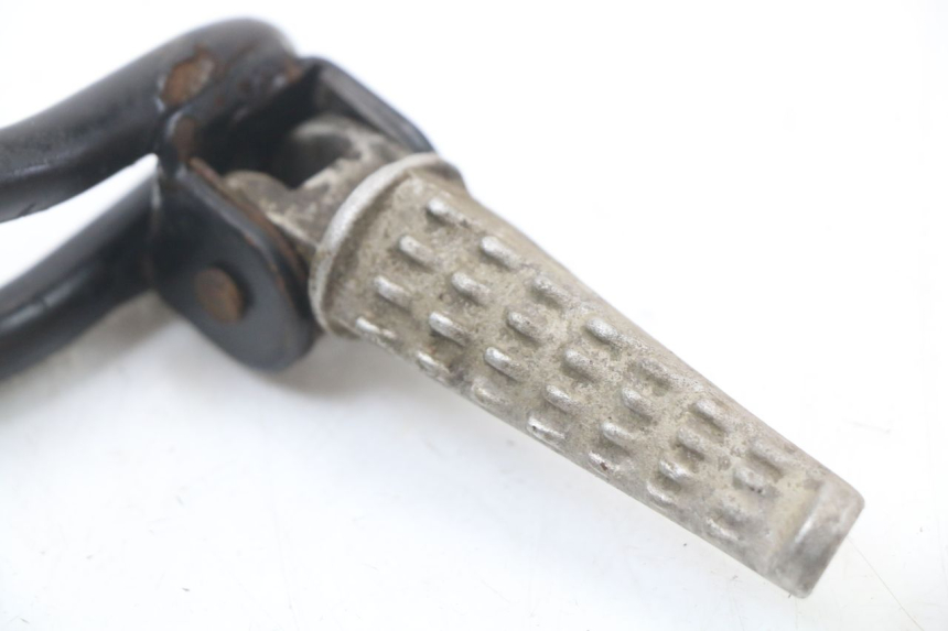 photo de FUSSRASTEN HALTEPLATTEN HINTEN LINKS APRILIA RS 50 (2006 - 2010) - Detailansicht des Bauteils