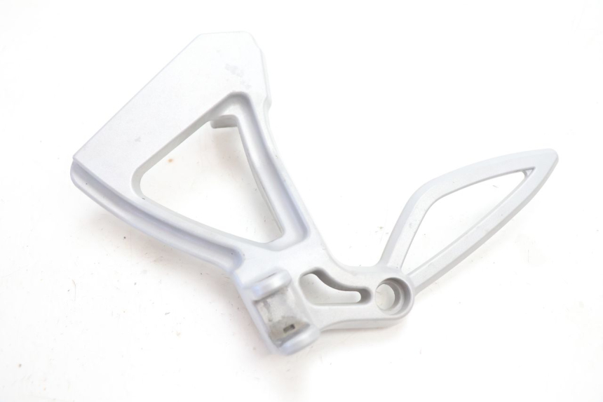 photo de FUSSRASTEN HALTEPLATTEN HINTEN LINKS CAN-AM SPYDER RS 1000 (2008 - 2012) - Detailansicht des Bauteils