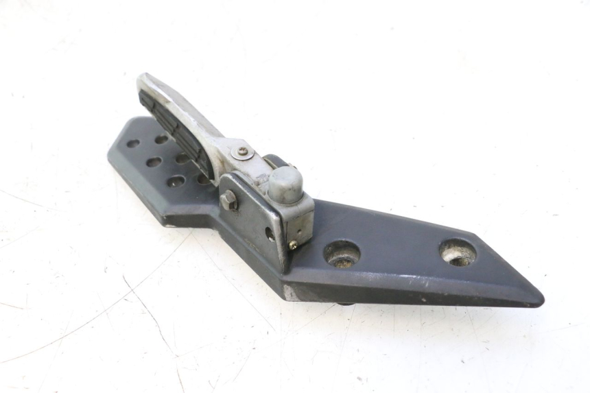 photo de FUSSRASTEN HALTEPLATTEN HINTEN LINKS KYMCO SUPER 8 2T 50 (2007 - 2013) - Alternative Perspektive