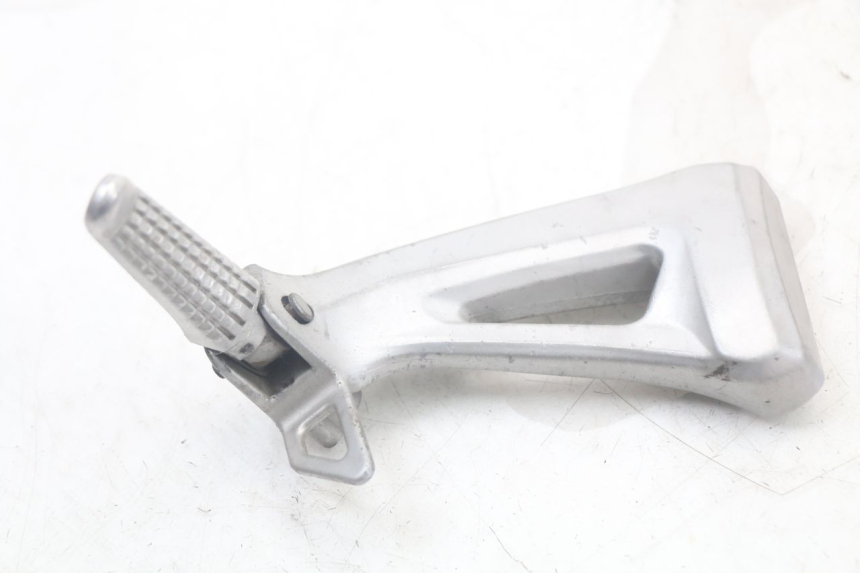 photo de LINKS HINTERE FUßRASTENHALTERUNG SUZUKI SV N 650 (1999 - 2002) - Hauptansicht