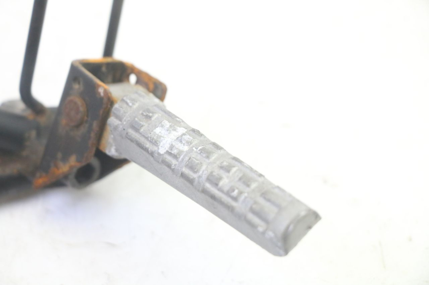 photo de FUSSRASTEN HALTEPLATTEN HINTEN LINKS KSR TR SM 50 (2015 - 2018) - Detailansicht des Bauteils