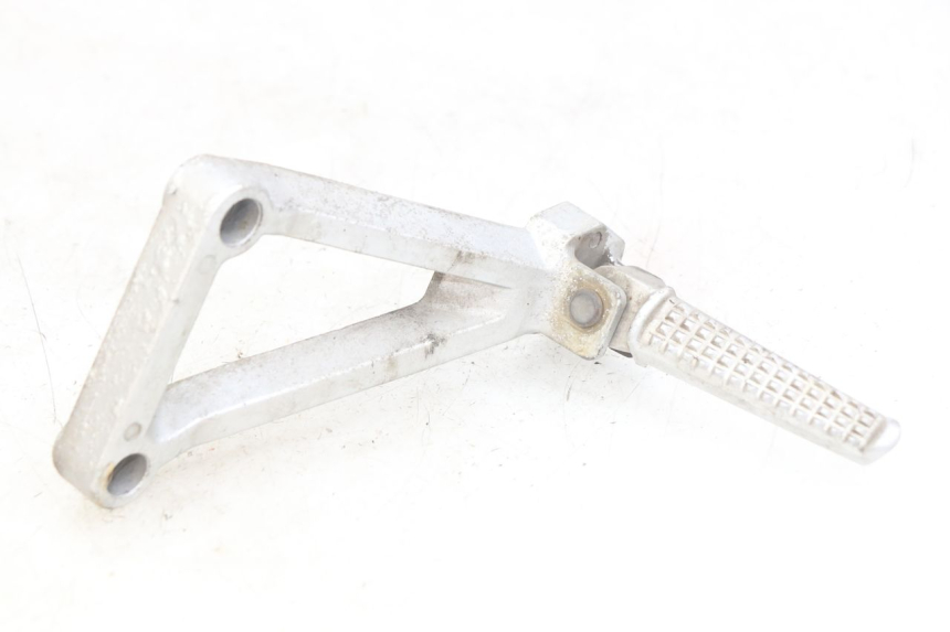 photo de LINKS HINTERE FUßRASTENHALTERUNG DAELIM VJ ROADWIN FI 125 (2008 - 2017) - Hauptansicht