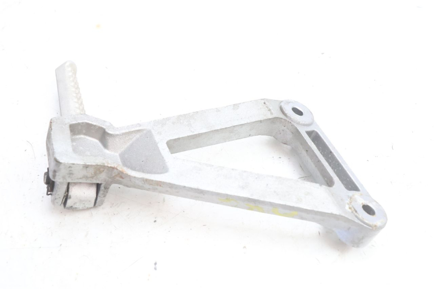 photo de FUSSRASTEN HALTEPLATTEN HINTEN LINKS DAELIM VJ ROADWIN 125 (2004 - 2007) - Technische Nahaufnahme