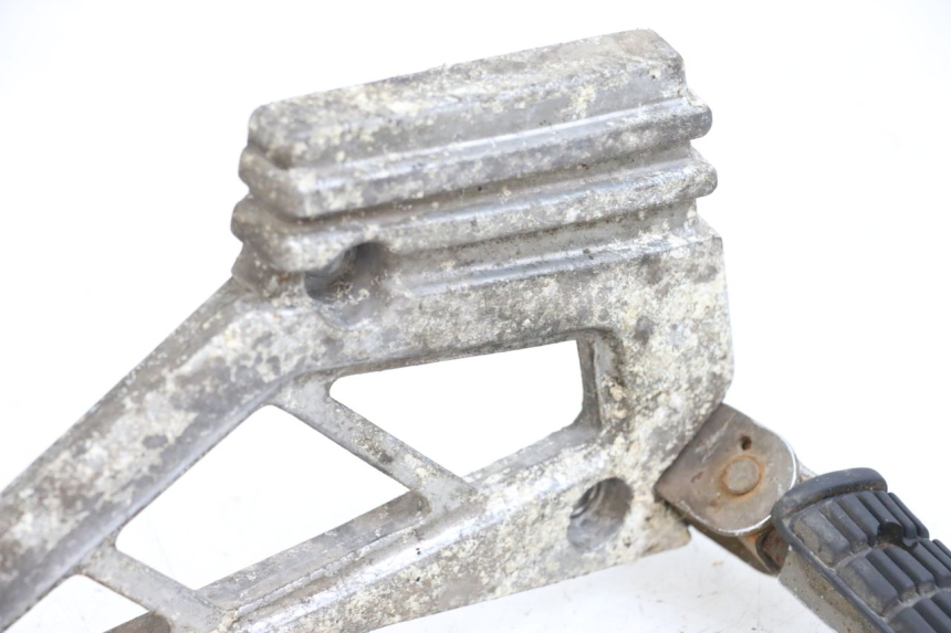 photo de FUSSRASTEN HALTEPLATTEN HINTEN LINKS YAMAHA XJ F 900 (1983 - 1994) - Details der Befestigungspunkte