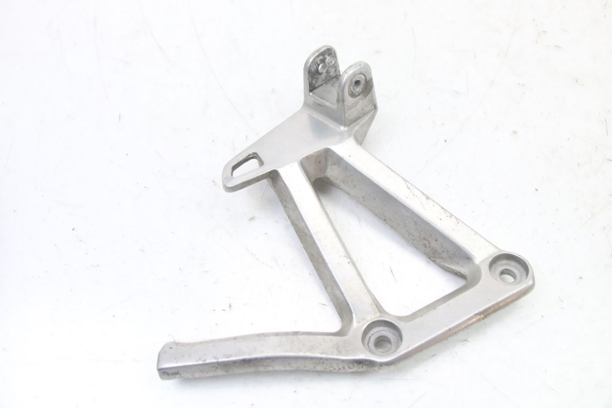 photo de FUSSRASTEN HALTEPLATTEN HINTEN LINKS YAMAHA FZS FAZER 600 (2001 - 2003) - Zoom auf Gebrauchszustand