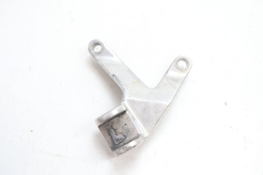 photo de FUSSRASTEN HALTEPLATTEN HINTEN LINKS YAMAHA YZF R GENESIS 750 (1993 - 1998) - Detailansicht des Bauteils