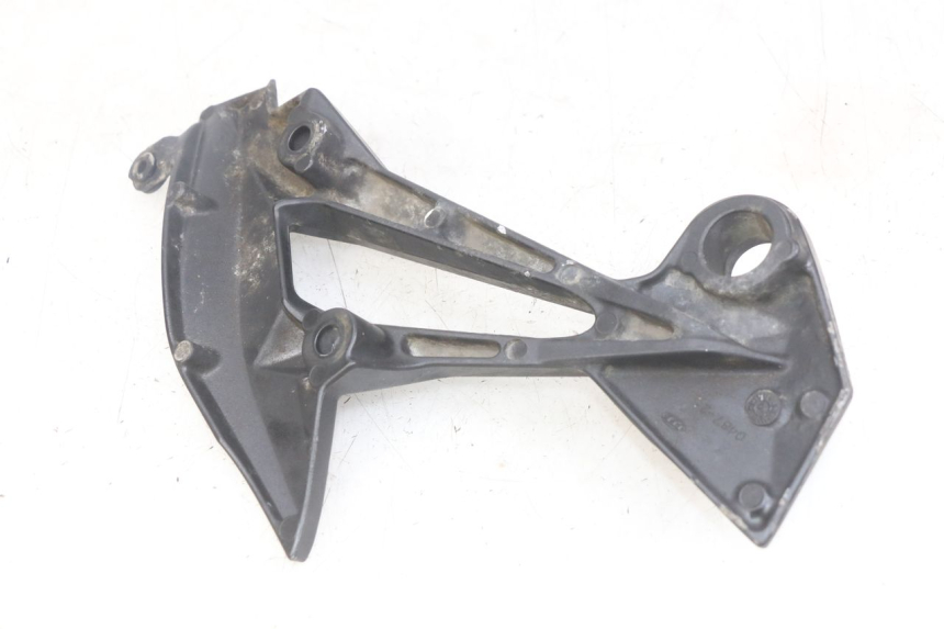 photo de HALTERUNG FüR LINKEN HINTEREN FUßRASTEN KAWASAKI Z 750 (2007 - 2013) - Zoom auf Gebrauchszustand