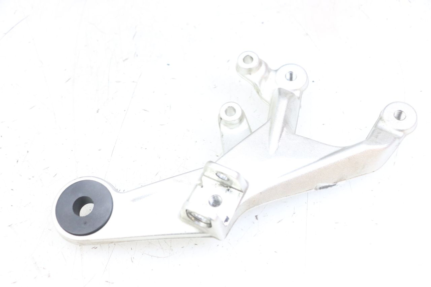 photo de FUSSRASTEN HALTEPLATTEN VORN RECHT BMW S RR ABS S1000RR 1000 (2015 - 2018) - Hauptansicht