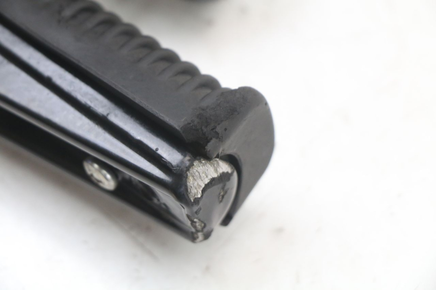 photo de FUSSRASTEN HALTEPLATTEN VORN RECHT ARCHIVE CAFE RACER 4T 50 (2019 - 2024) - Gesamtansicht des Produkts