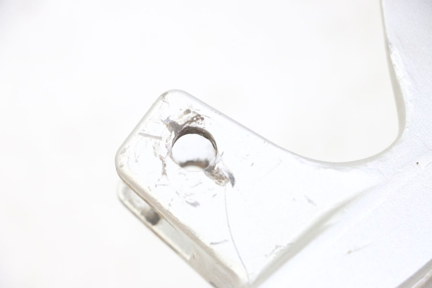 photo de RECHTE VORDERE FUßRASTENHALTERUNG HONDA CBF 500 (2004 - 2007) - Gesamtansicht des Produkts