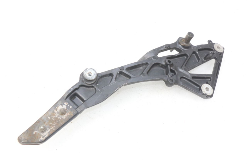 photo de FUSSRASTEN HALTEPLATTEN VORN RECHT HONDA CBRF CBR-F PC41 600 (2011 - 2013) - Zoom auf Gebrauchszustand