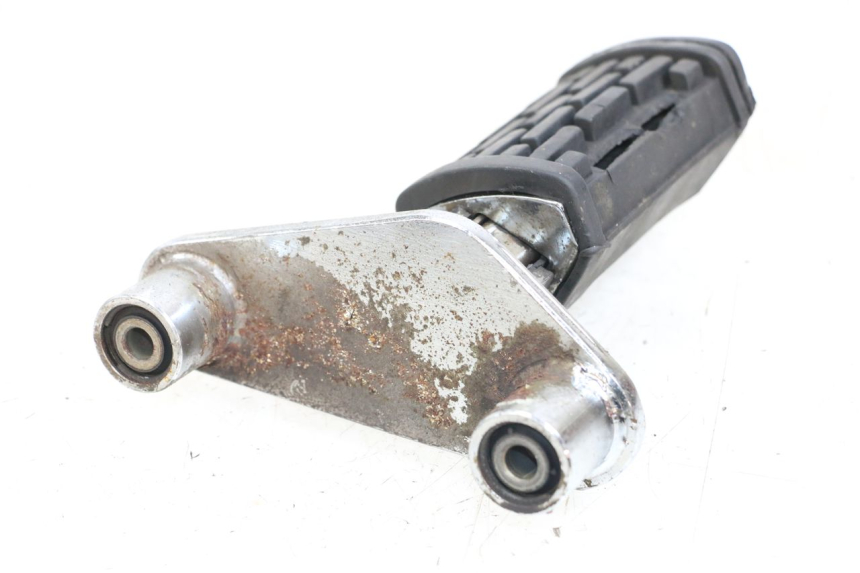 photo de FUSSRASTEN HALTEPLATTEN VORN RECHT APRILIA CLASSIC 125 (1995 - 2001) - Alternative Perspektive