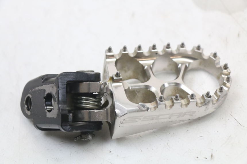 photo de FUSSRASTEN HALTEPLATTEN VORN RECHT HONDA CRF R 250 (2020 - 2021) - Detailansicht des Bauteils