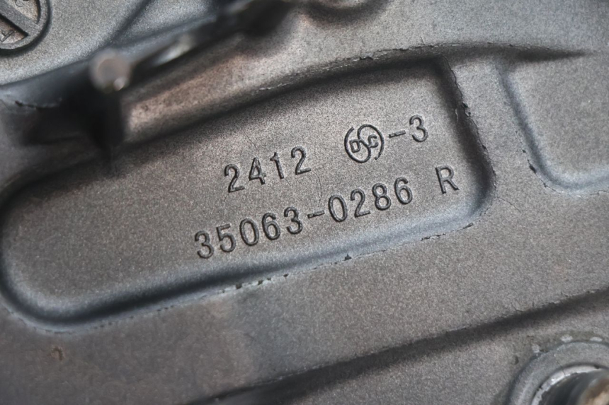 photo de FUSSRASTEN HALTEPLATTEN VORN RECHT KAWASAKI ER-6 ER6 N 650 (2005 - 2009) - Weitere Ansicht des Artikels