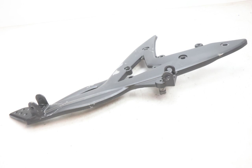 photo de FUSSRASTEN HALTEPLATTEN VORN RECHT KAWASAKI ER-6 ER6 N 650 (2005 - 2009) - Alternative Perspektive