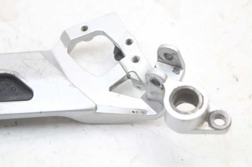 photo de RECHTE VORDERE FUßRASTENHALTERUNG YAMAHA FJR ABS 1300 (2006 - 2012) - Gesamtansicht des Produkts