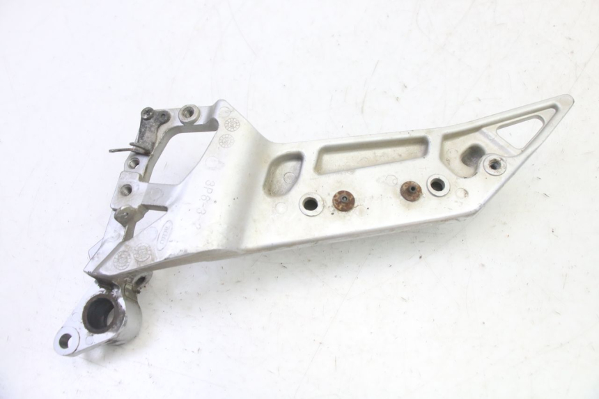 photo de RECHTE VORDERE FUßRASTENHALTERUNG YAMAHA FJR ABS 1300 (2006 - 2012) - Gesamtansicht des Produkts