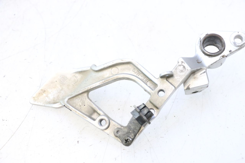 photo de FUSSRASTEN HALTEPLATTEN VORN RECHT YAMAHA FJR 1300 (2001 - 2005) - Gesamtansicht des Produkts