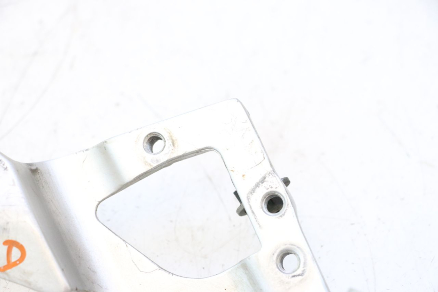photo de FUSSRASTEN HALTEPLATTEN VORN RECHT YAMAHA FJR 1300 (2001 - 2005) - Geprüftes Gebrauchtteil
