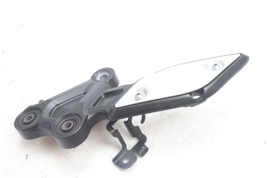 photo de FUSSRASTEN HALTEPLATTEN VORN RECHT YAMAHA FZ8 800 (2010 - 2016) - Technische Nahaufnahme