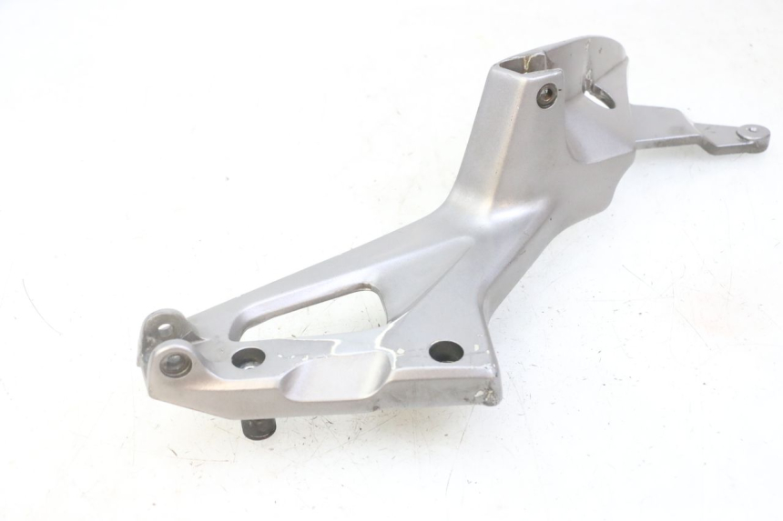 photo de FUSSRASTEN HALTEPLATTEN VORN RECHT HONDA NTV DEAUVILLE ABS 700 (2007 - 2016) - Details der Befestigungspunkte