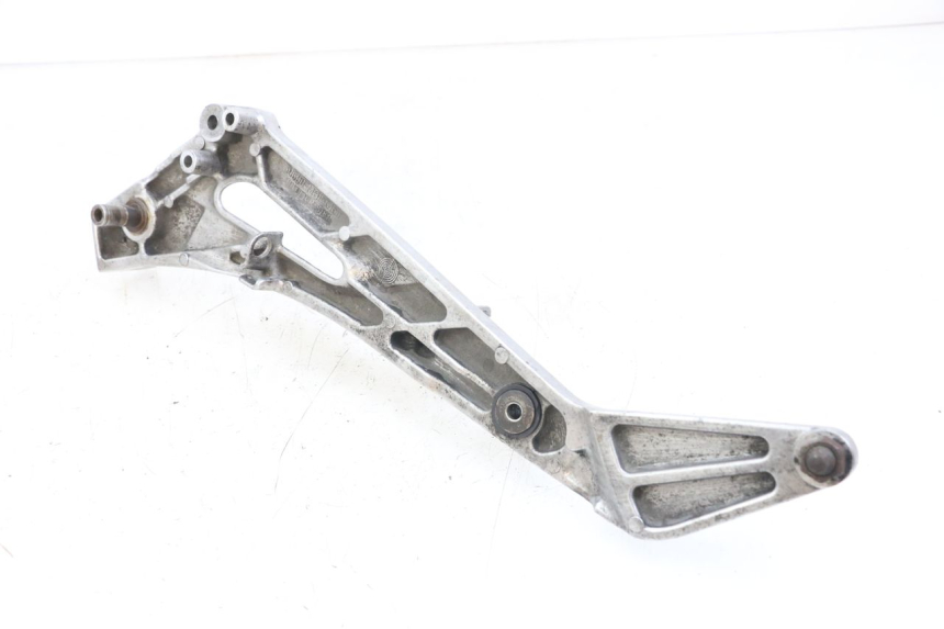 photo de RECHTE VORDERE FUßRASTENHALTERUNG HONDA NTV DEAUVILLE 650 (1998 - 2001) - Alternative Perspektive